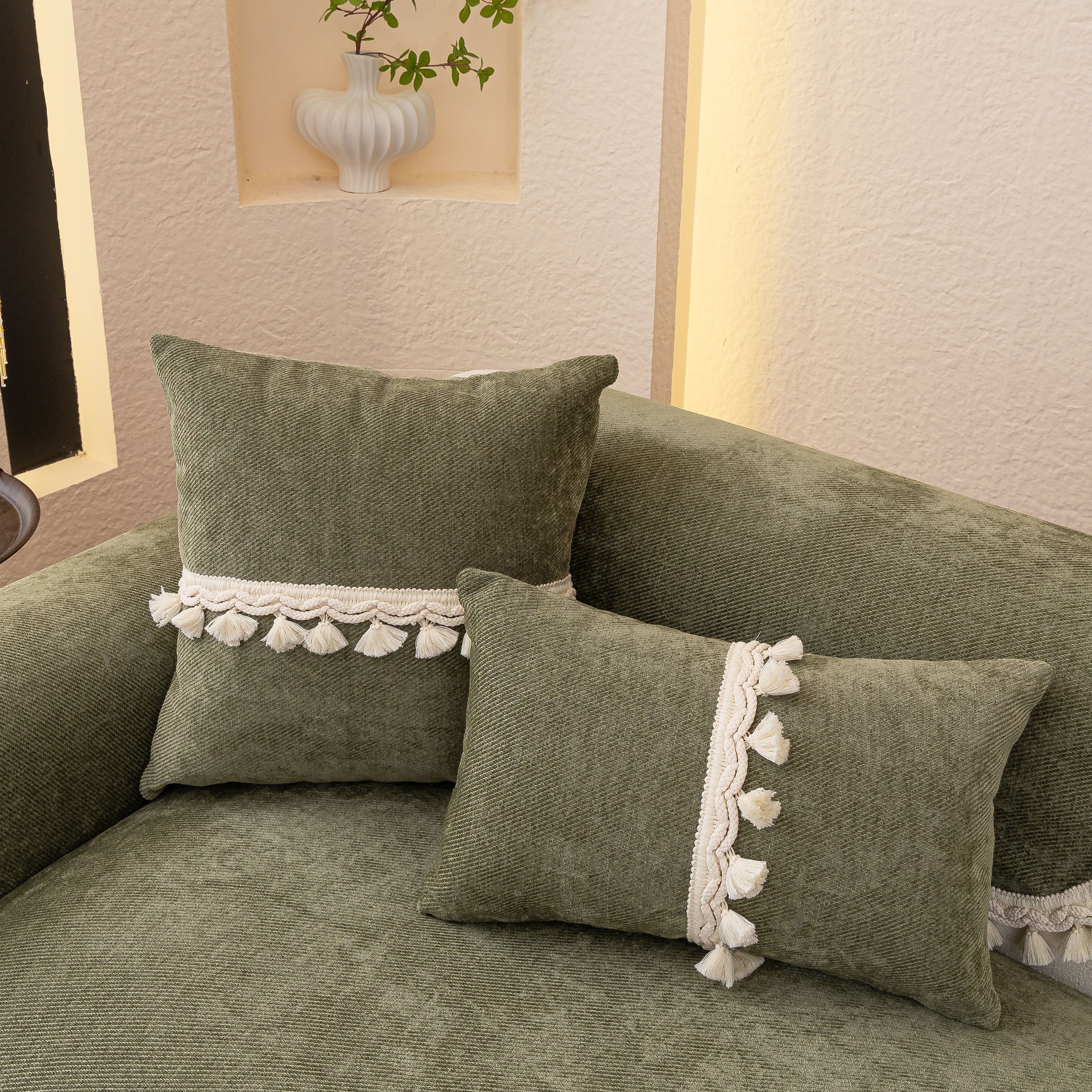 Chenille Sofa Cover Towel – Non-Slip, Washable Pets Couch Protector with Tassels