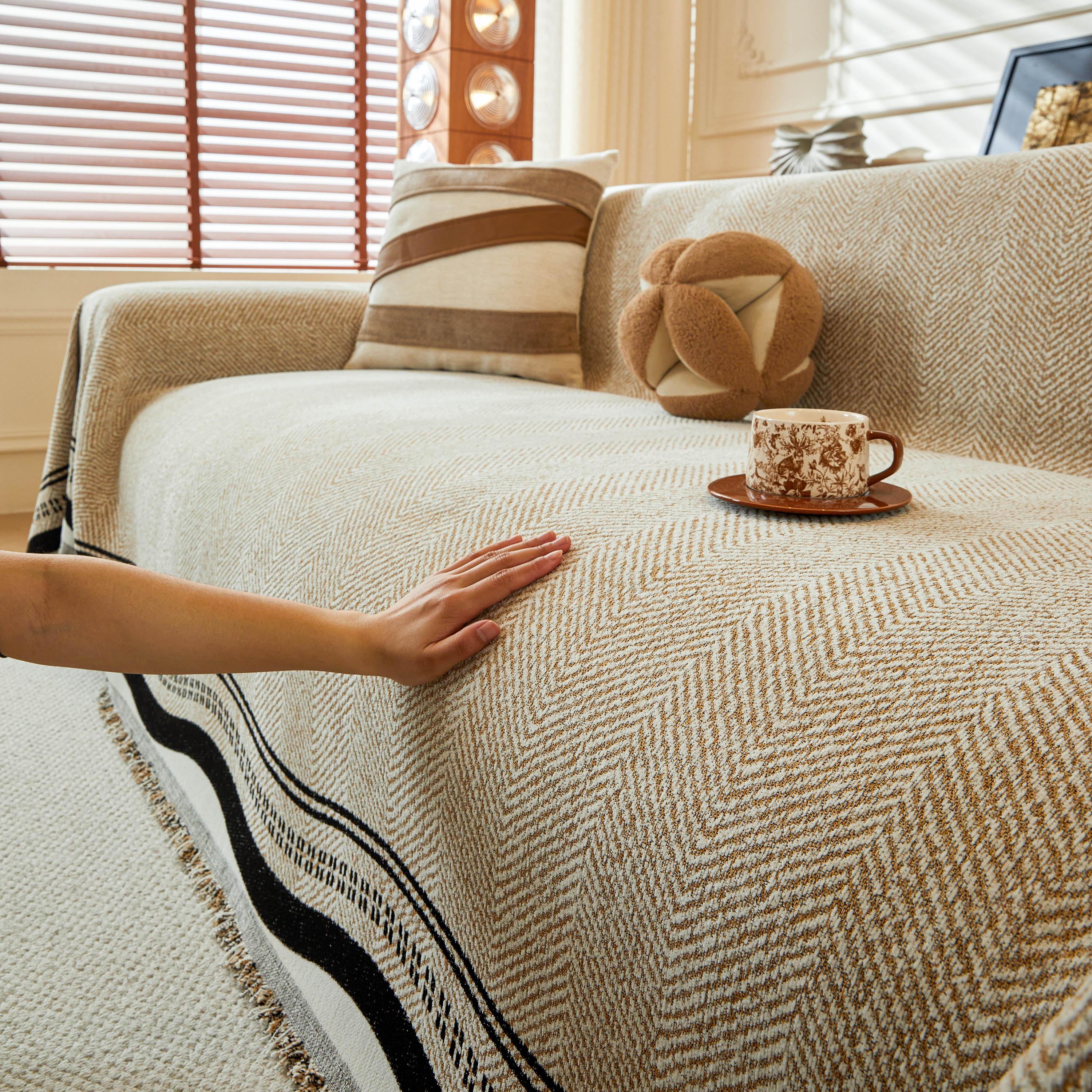 Reversible Herringbone Sofa Cover, 2-in-1 Classic British Throw Blanket for Couch