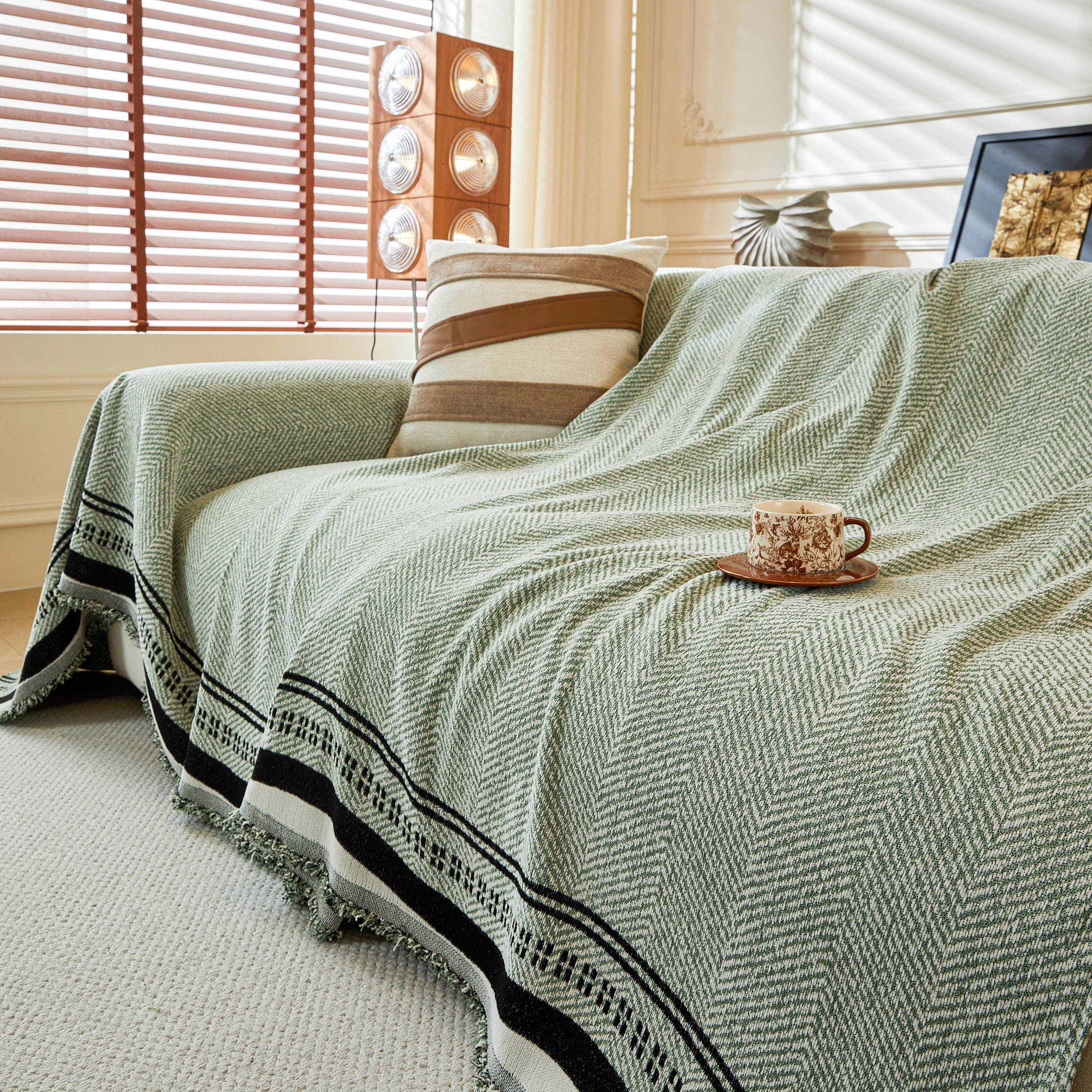 Reversible Herringbone Sofa Cover, 2-in-1 Classic British Throw Blanket for Couch
