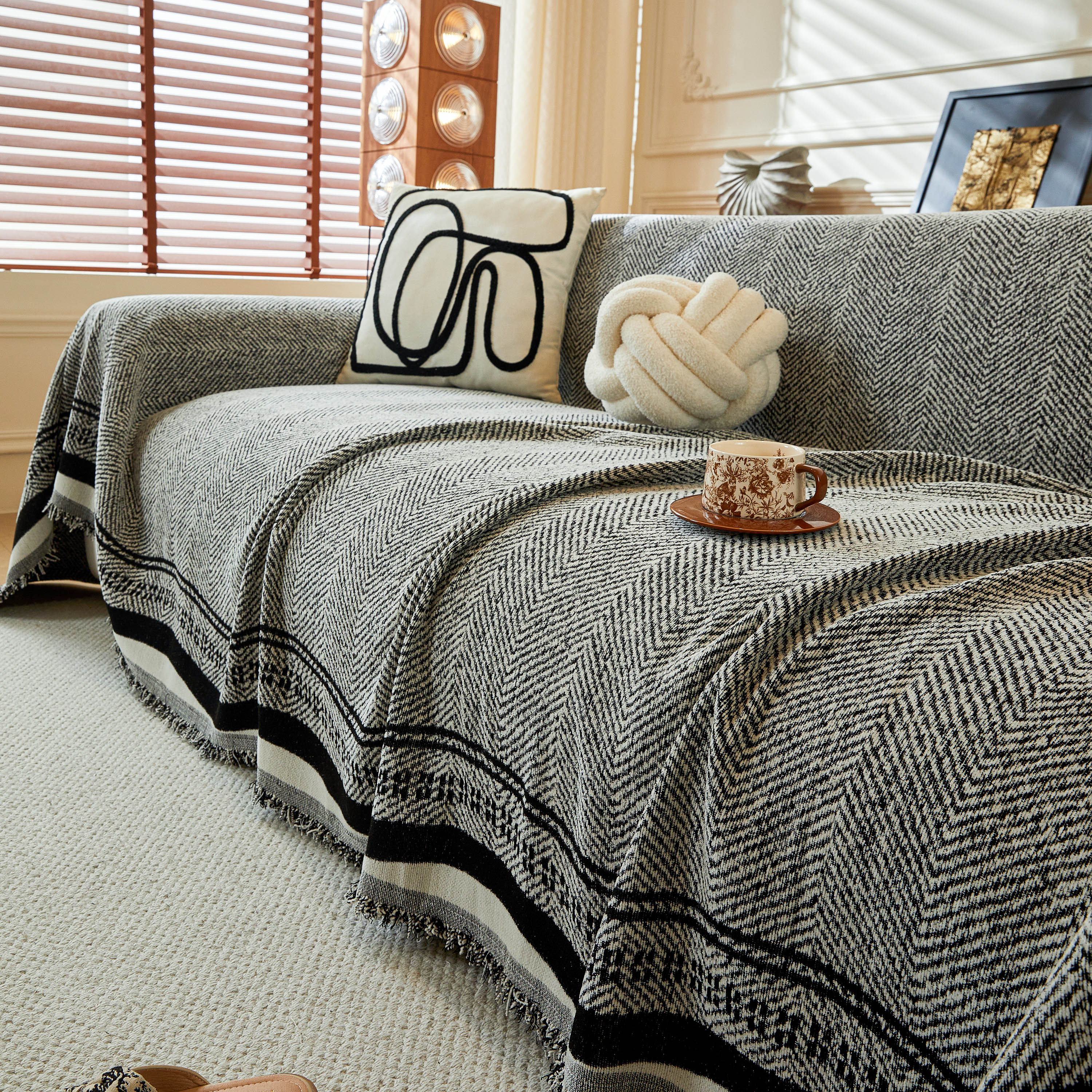 Reversible Herringbone Sofa Cover, 2-in-1 Classic British Throw Blanket for Couch
