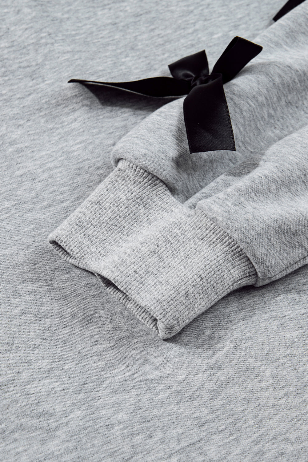 Bow Applique Drop Sleeve Round Neck Sweatshirt