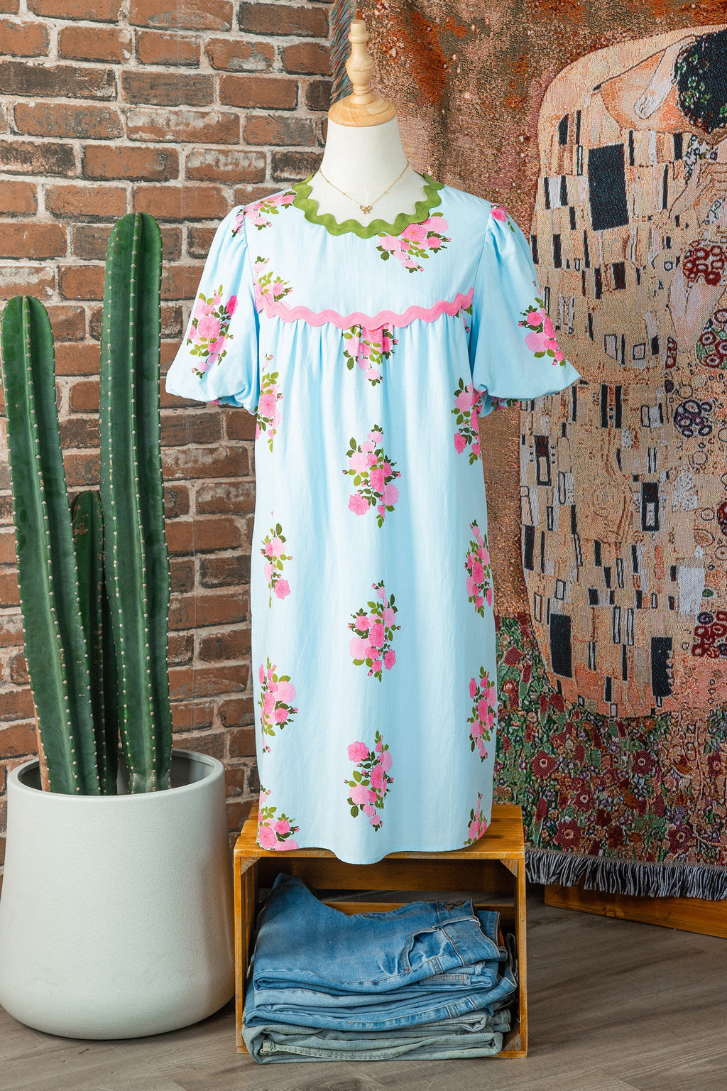 Floral Contrast Ricrac Trim Bubble Sleeve Dress