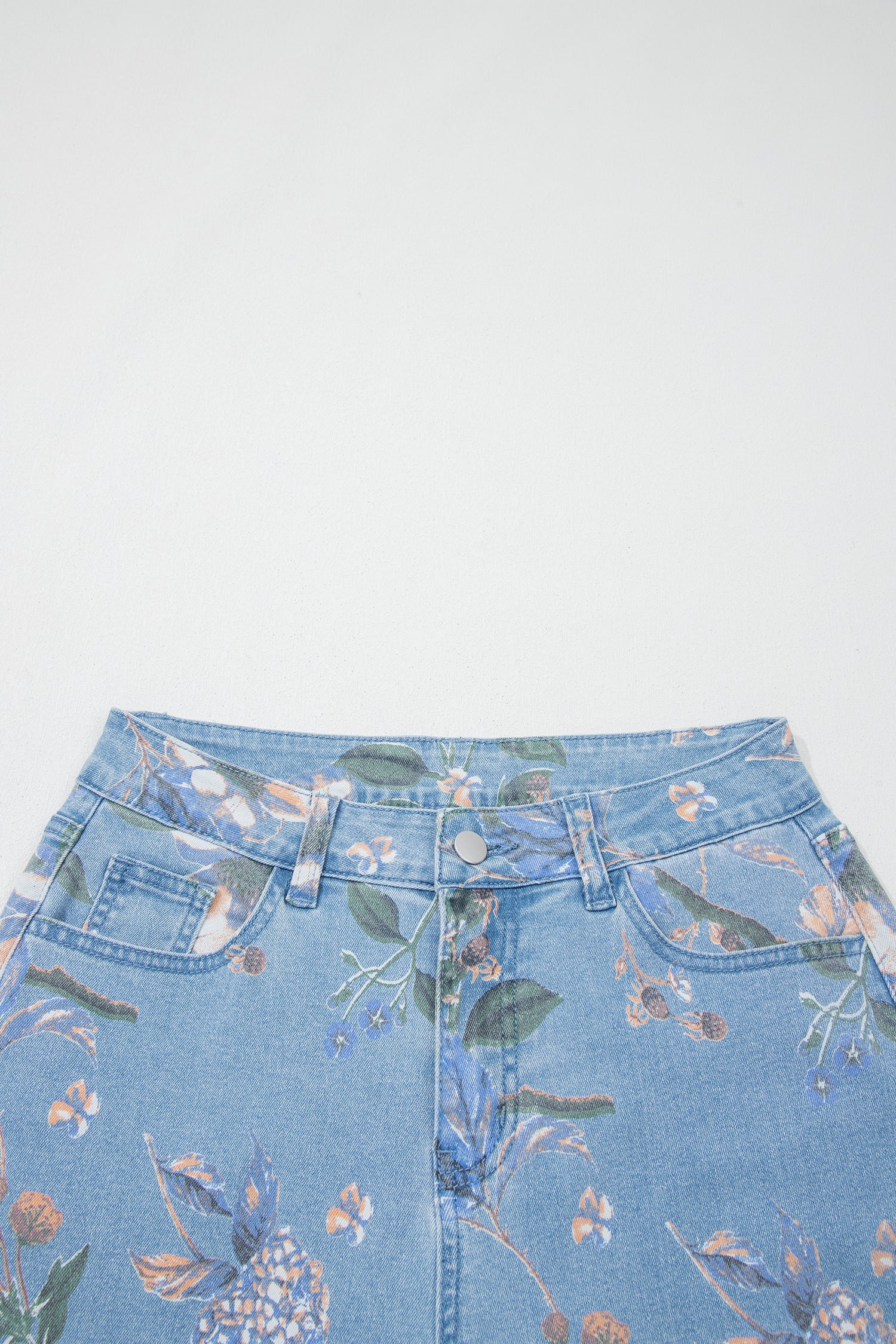 Retro Floral Frayed Hem Shift Jeans
