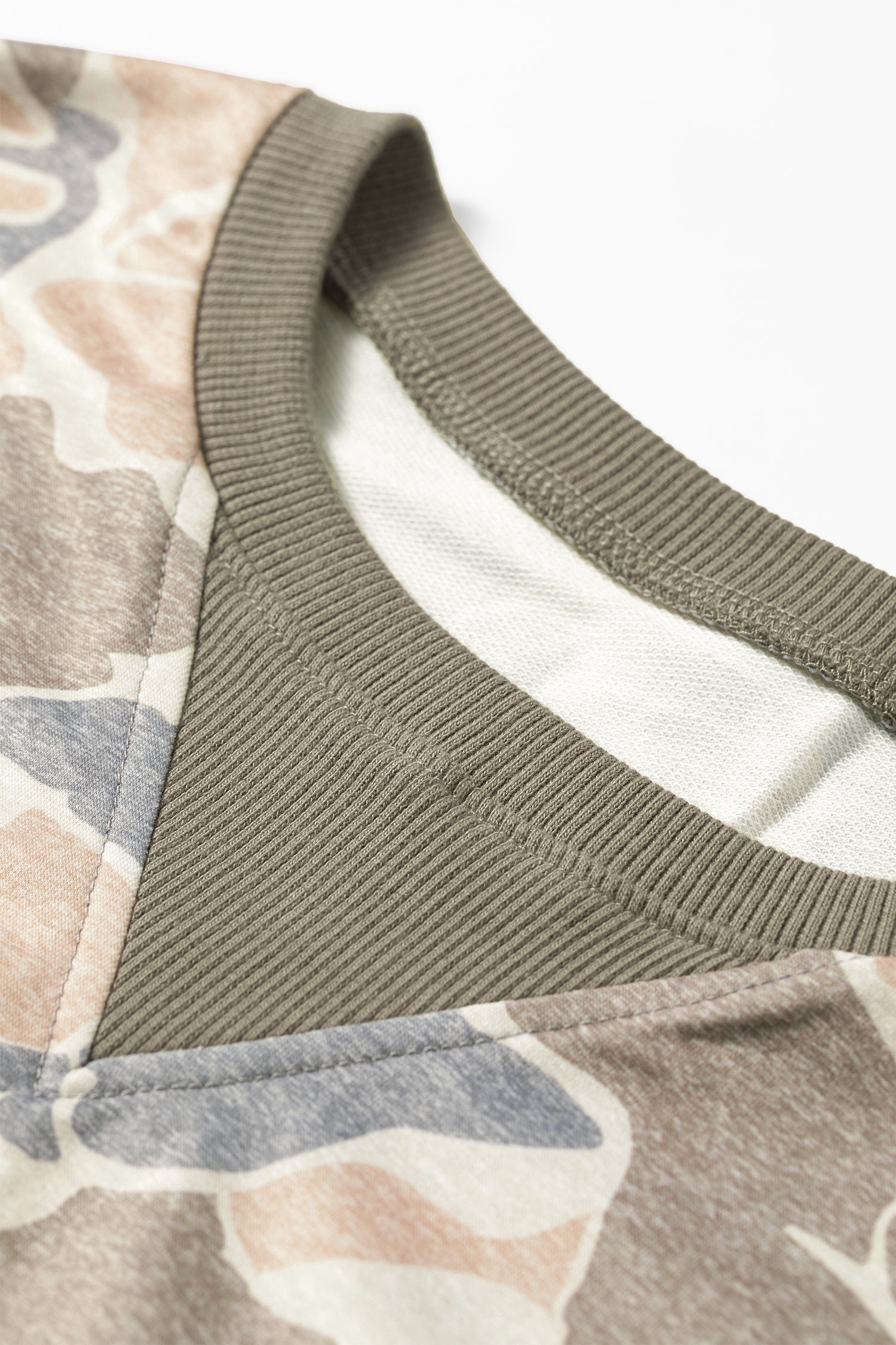 Camo Ribbed Trim Crew Neck Pullover Sweatshirt