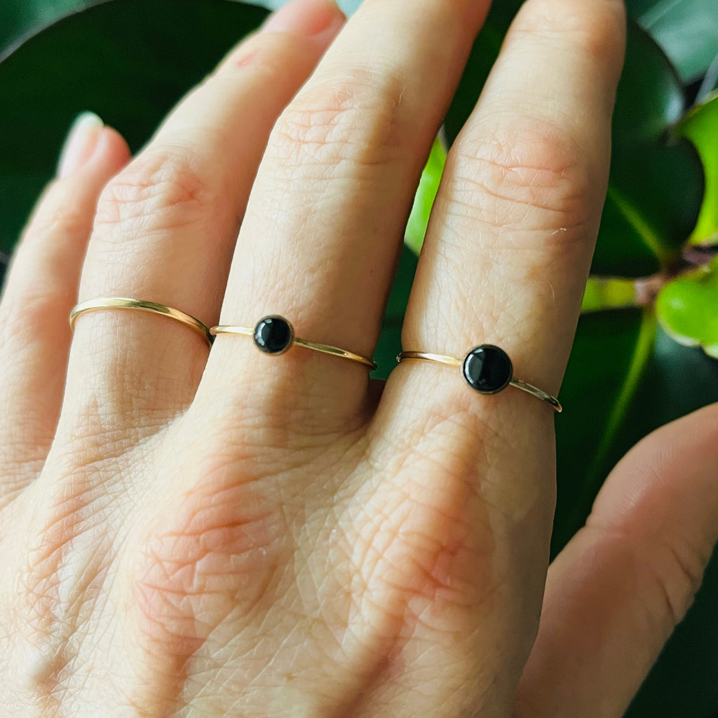 ONYX 5MM GEMSTONE RING
