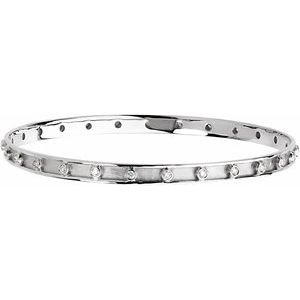 14K White Gold 3/4 CTW Natural Diamond Bangle 7 1/4" Bracelet