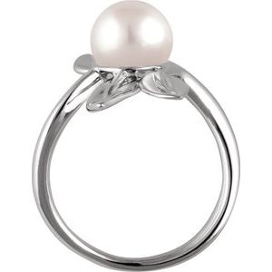 14K White Gold 8 mm Cultured White Freshwater Pearl Ring