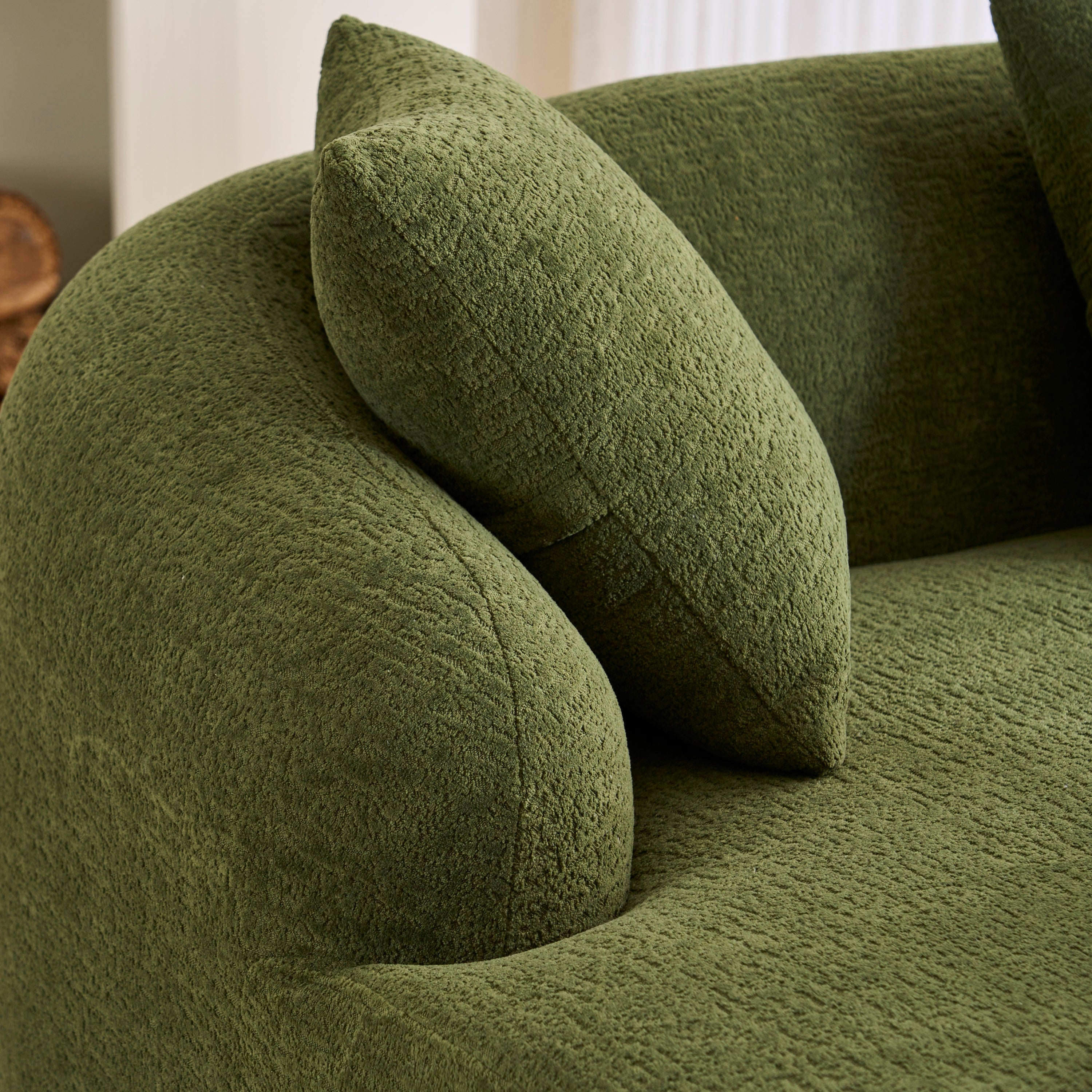 Compression Sponge L-Shape Sectional Sofa with Curved Chaise, Green Modular Chenille Couch No Assembly Required, 30D High-Density for Living Room Bedroom Apartment Lounge.