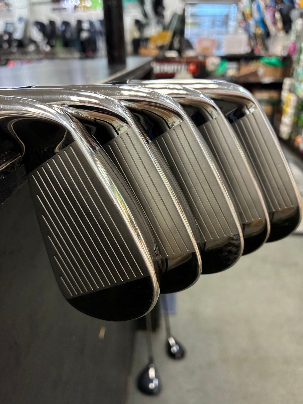 Callaway Paradym Ai Smoke Iron Set Right Hand 6-PW Regular Flex (Used)