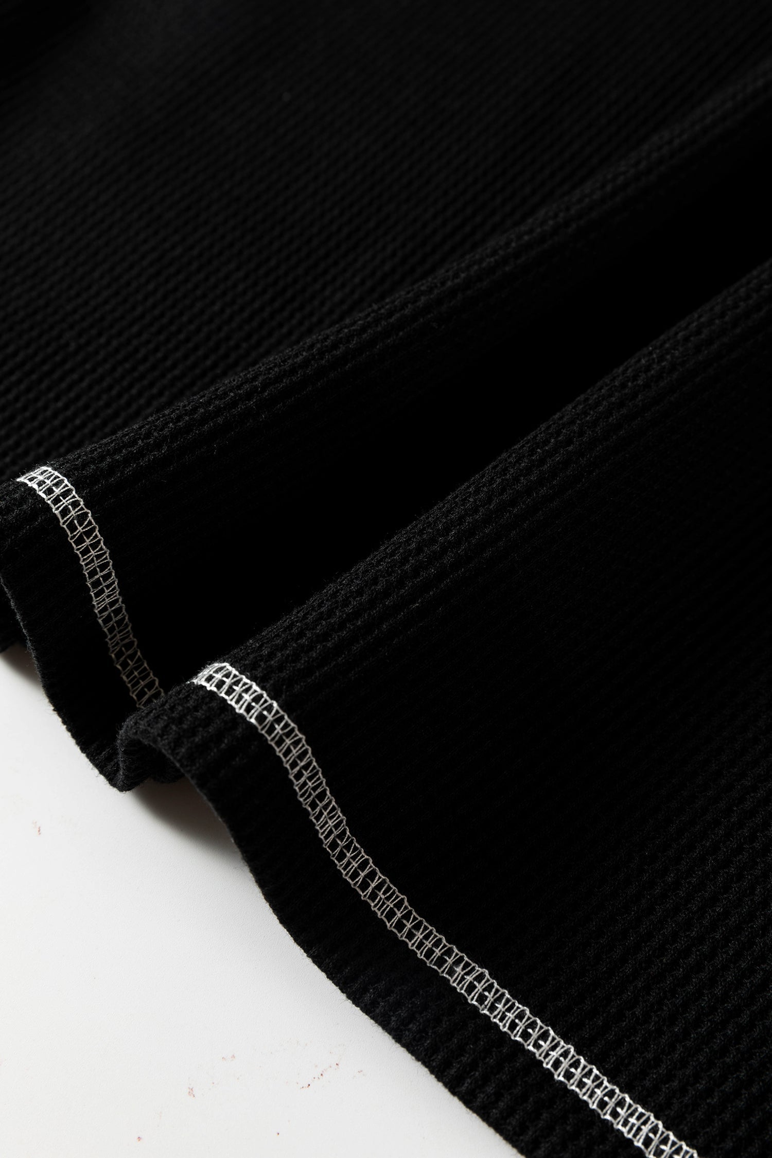 Waffle Textured Contrast Trim V-Neck Tee