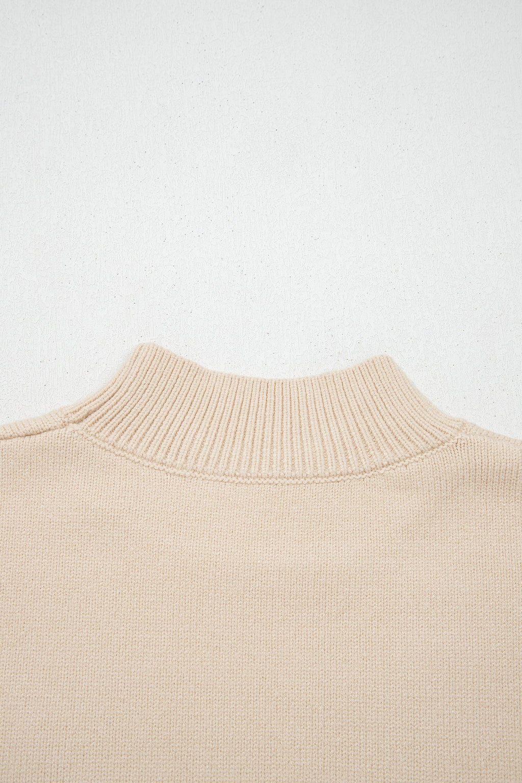 Western Corded Horseshoe Mock Neck Short Sleeve Sweater