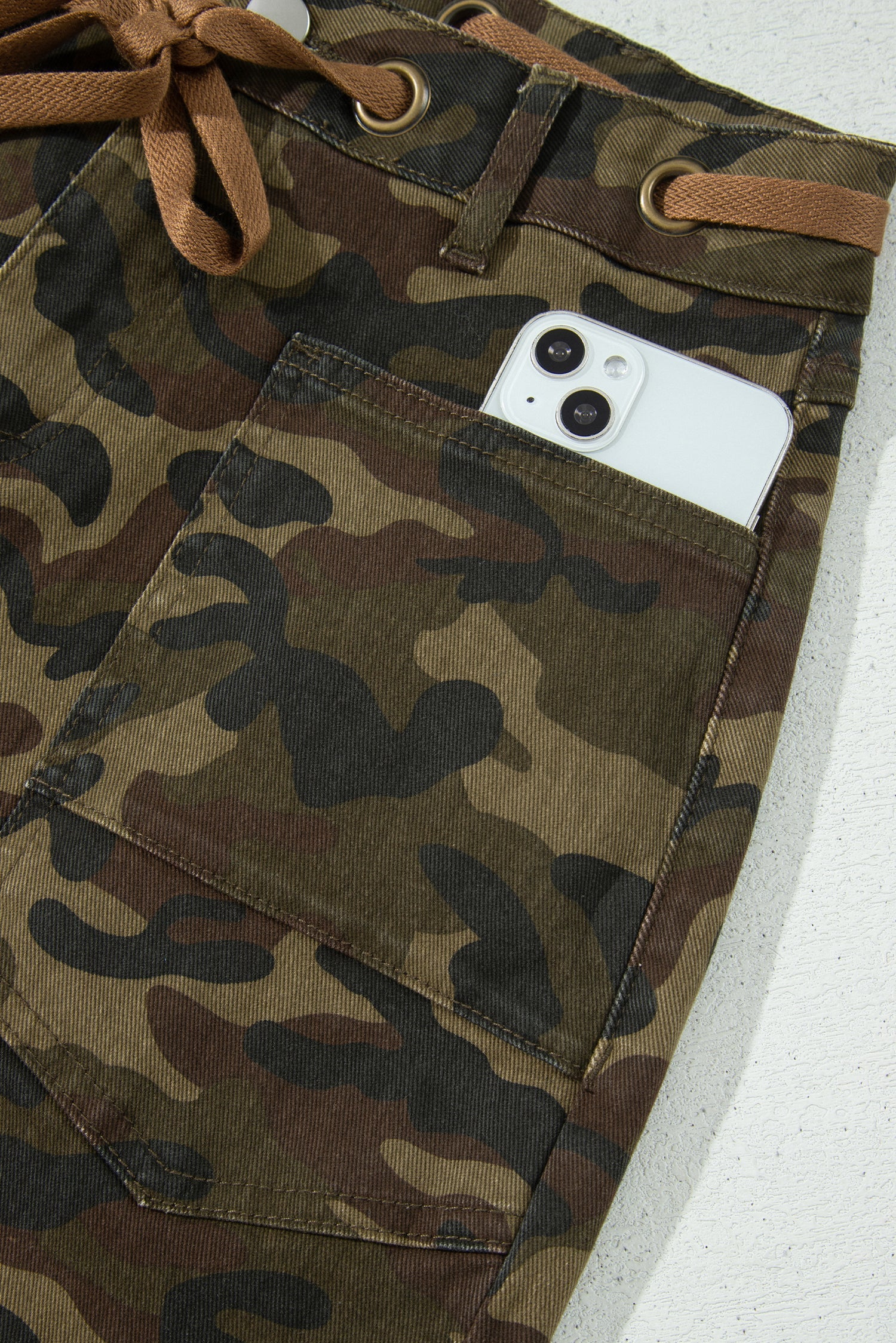 Camo Retro Grommet Tie Waist Loose Jeans