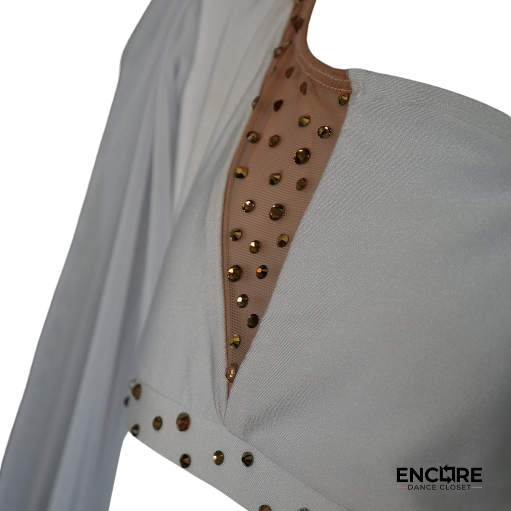 Elegant White Lyrical Costume 2
