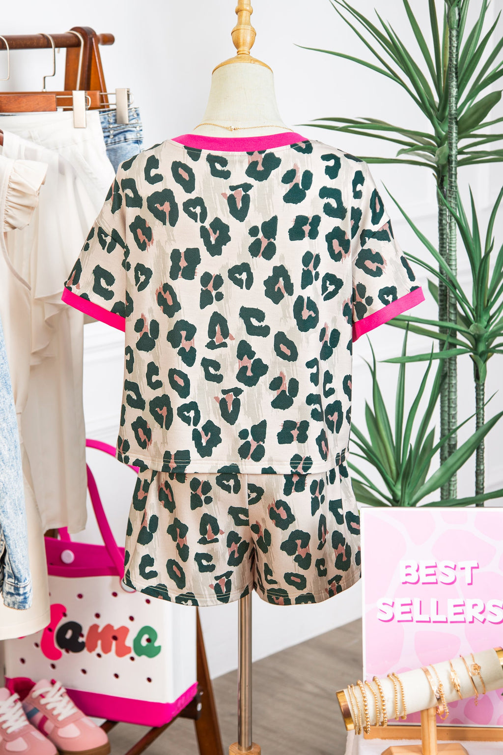 Leopard Contrast Trim Top & High Waist Shorts Set