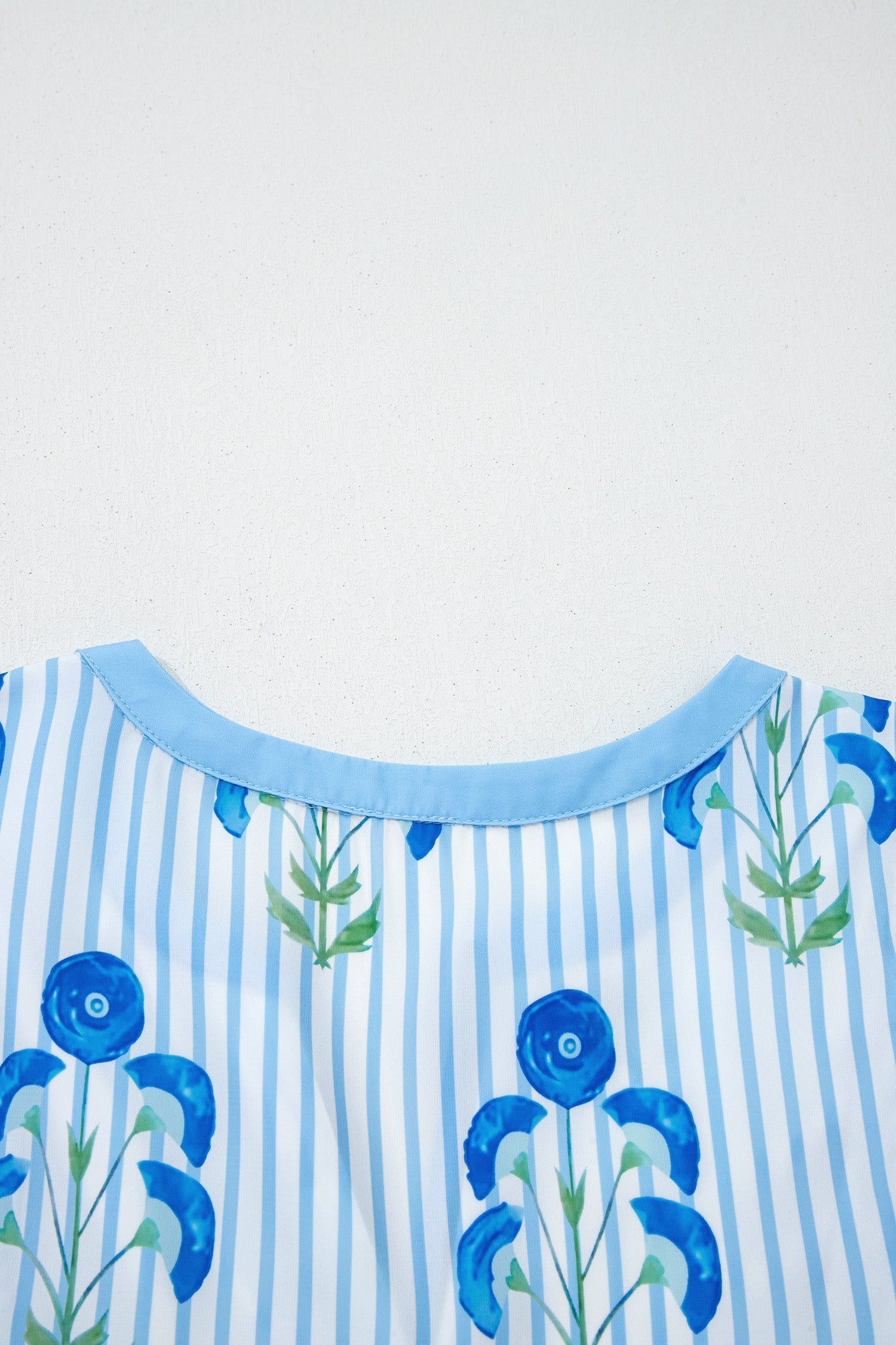 Floral Stripe Tie Notch Puff Sleeve Dress