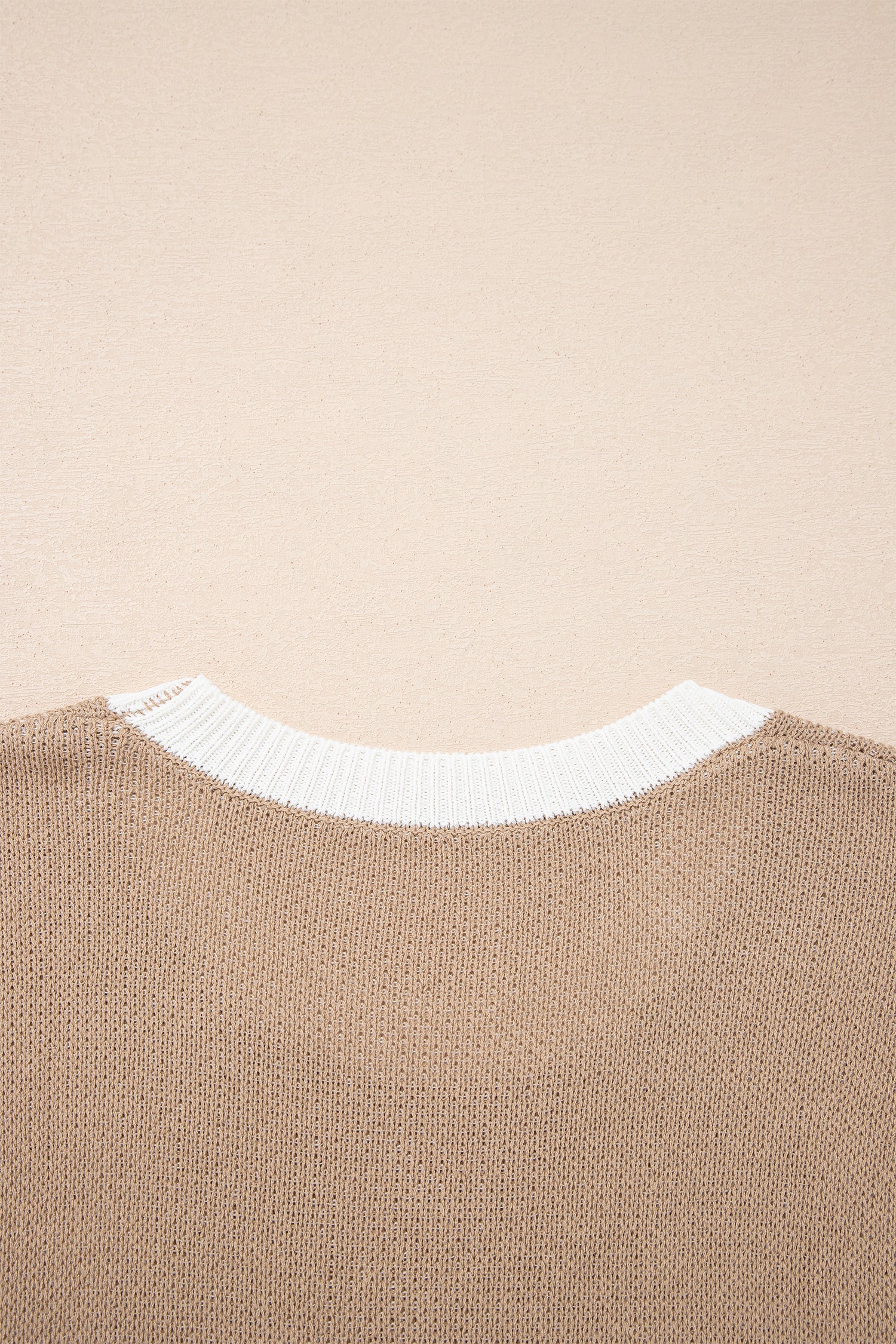 Western Horseshoe Contrast Trim Short Sleeve Sweater