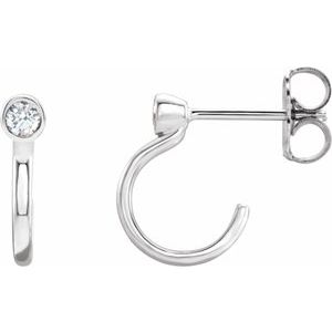 14K White Gold 2 mm Lab-Grown Emerald Huggie J-Hoop Earring – image 3