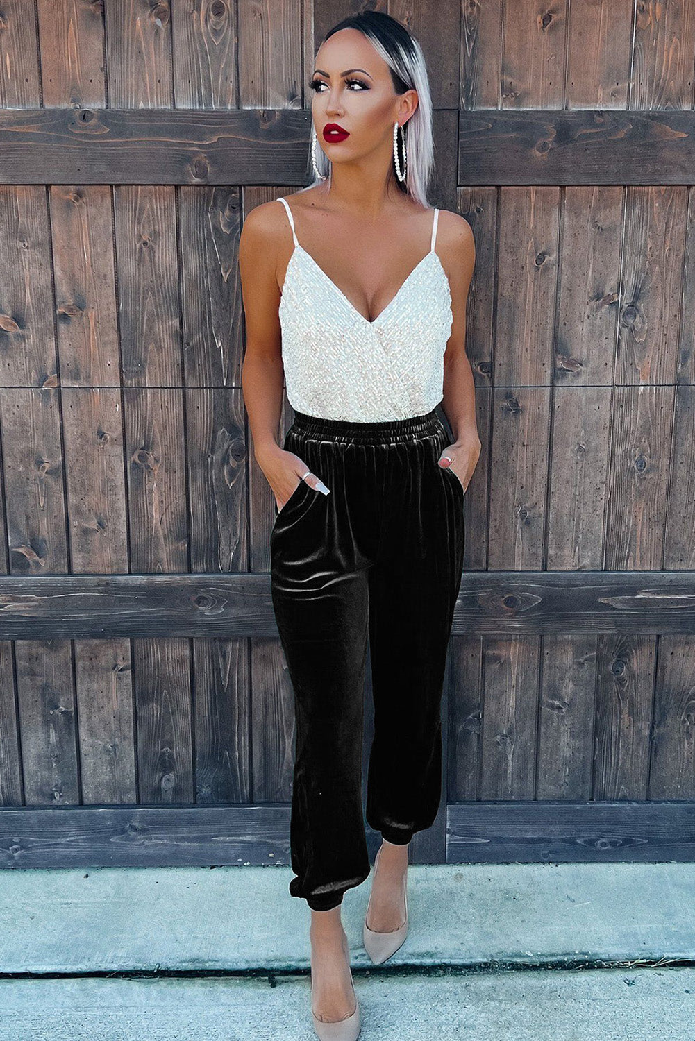 Women's Black Vintage Pocket Velvet Jogger Pants