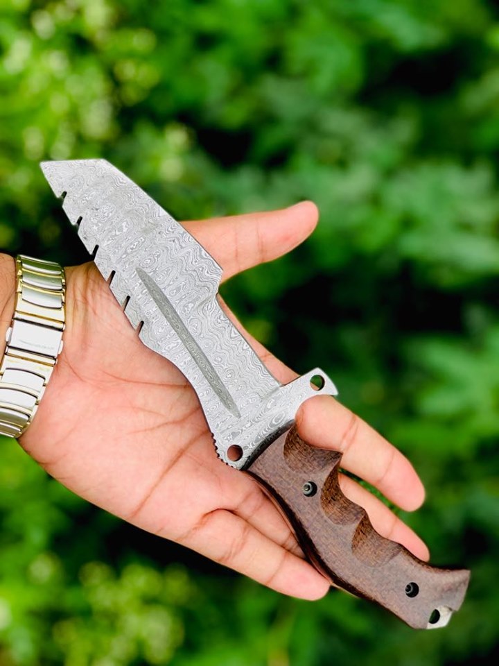 10-Inch Tracker Knife for Sale 10-Inch - Full Tang Damascus Steel Blade, Micarta G10 Handle, Horizontal Leather Sheath - KBS Knives Store