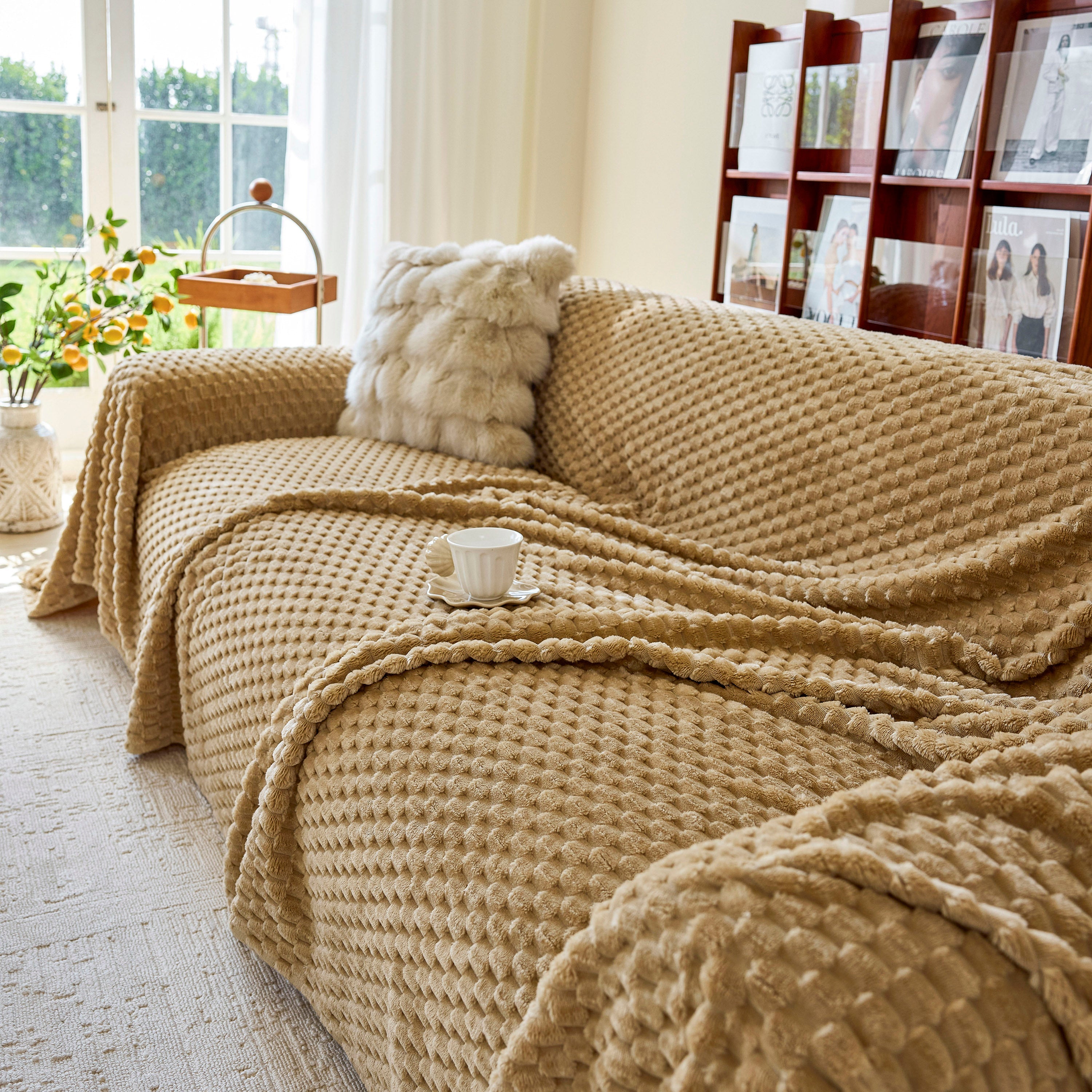 Thick Plush Non-Slip Sofa Throw Cover, Warm Soft Faux Fur Couch Protector for Winter