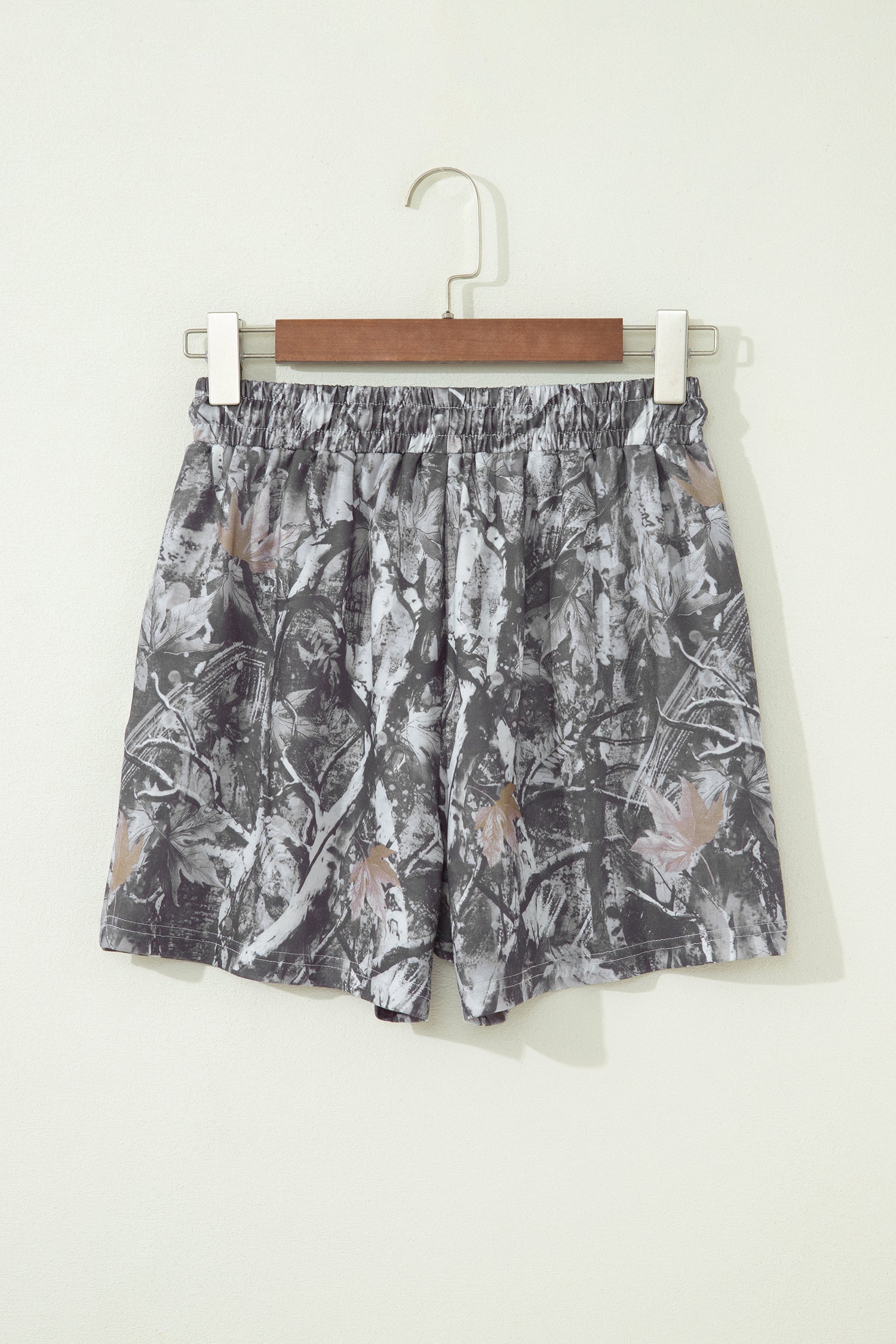 Camo Tie Elastic High Waist Shorts