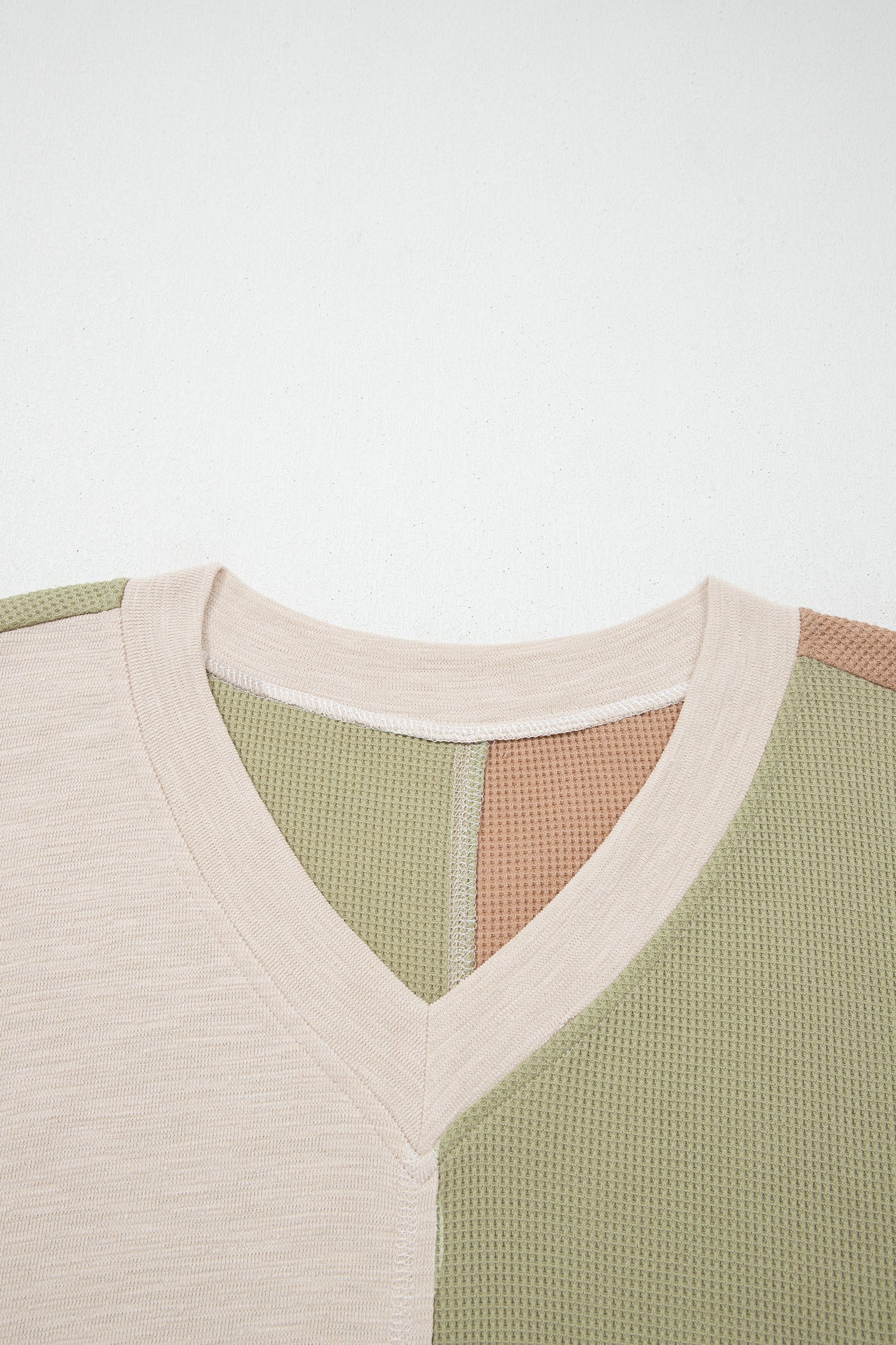 Plus Size Colorblock Waffle Long Sleeve V-Neck Top