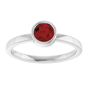 Platinum 5 mm Natural Mozambique Garnet Ring