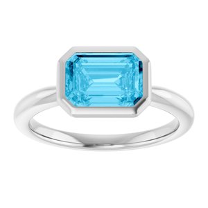 10K White Gold Natural Aquamarine Solitaire Ring