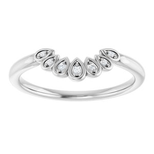 Platinum .025 CTW Natural Diamond Vintage-Inspired Contour Band