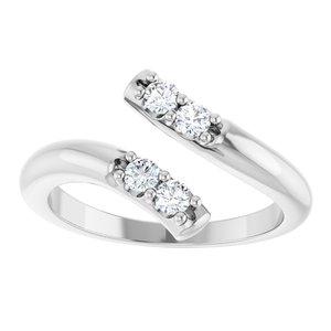 10K X1 White 4-stone Bypass Family Ring Mounting – image 5
