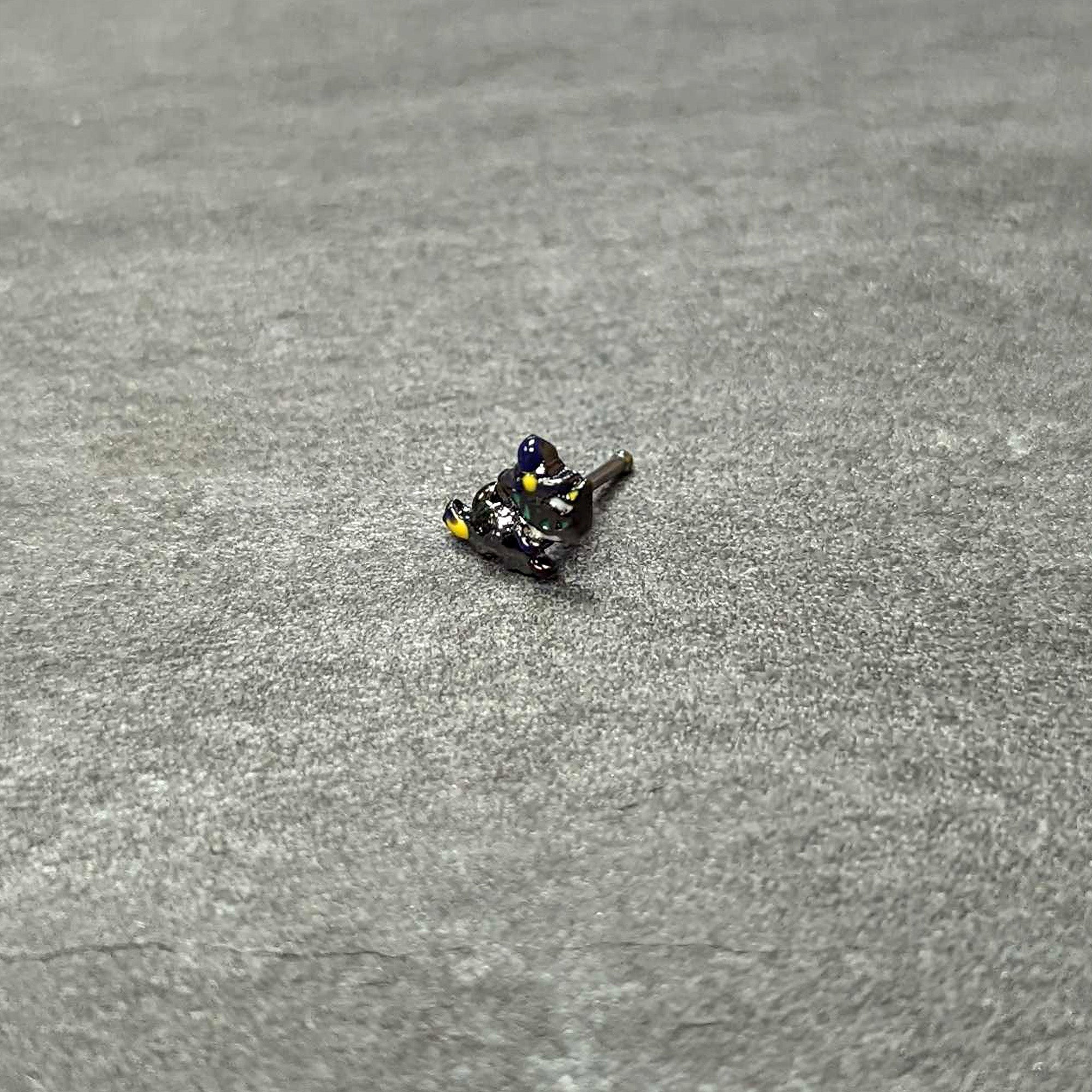 20G 1/4 Witch Flying Cat Halloween Nose Bone