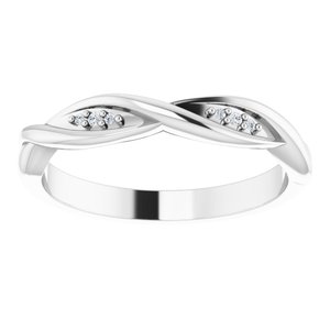 Stackable Twisted Ring