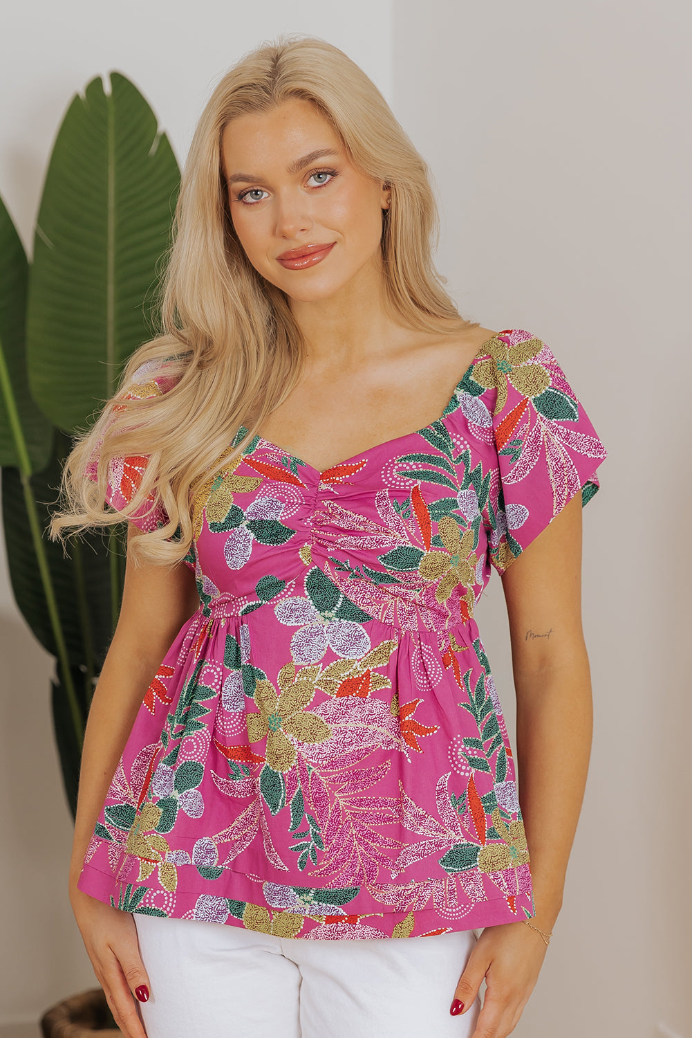 Floral Sweetheart Neck Flutter Sleeve Blouse