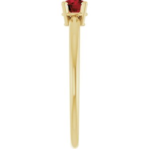 14K Yellow Gold Imitation Garnet Ring