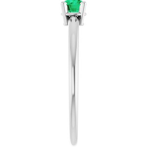 14K White Gold Imitation Emerald Ring