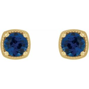 Round 4-Prong Earrings