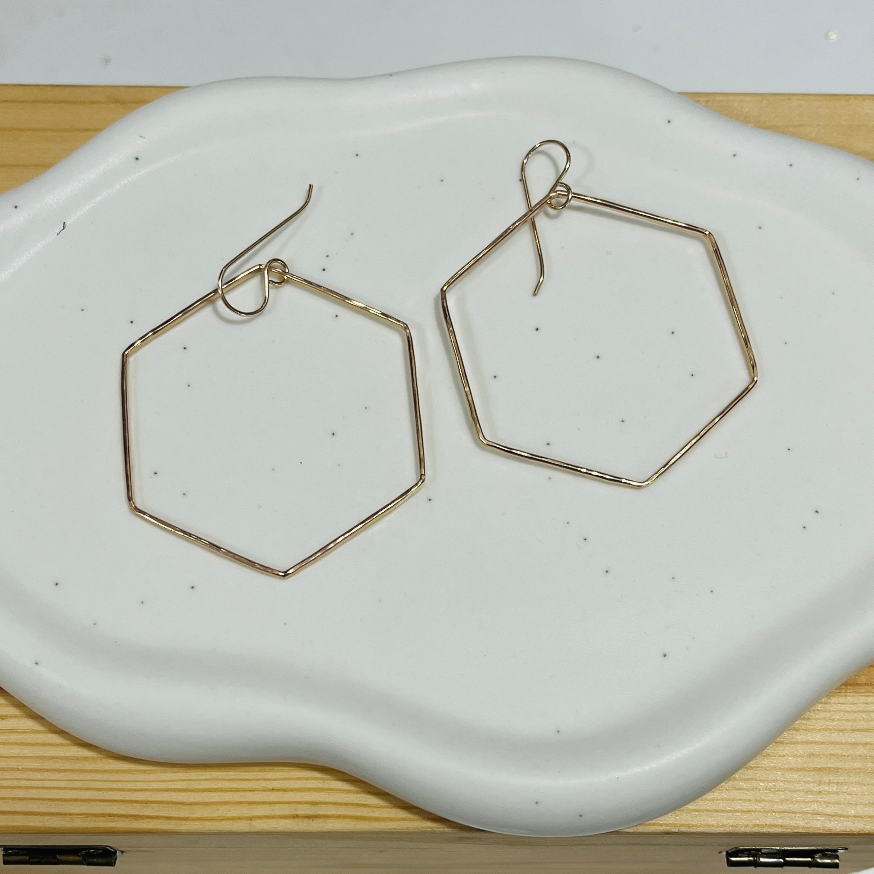 MIKA HEXAGON  HOOPS