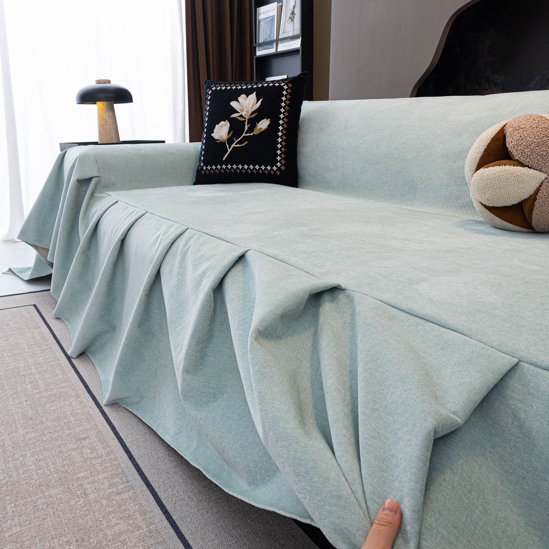 Water Repellent Couch Cover, Non Slip Furniture Protector for Leather & Fabric Sofa