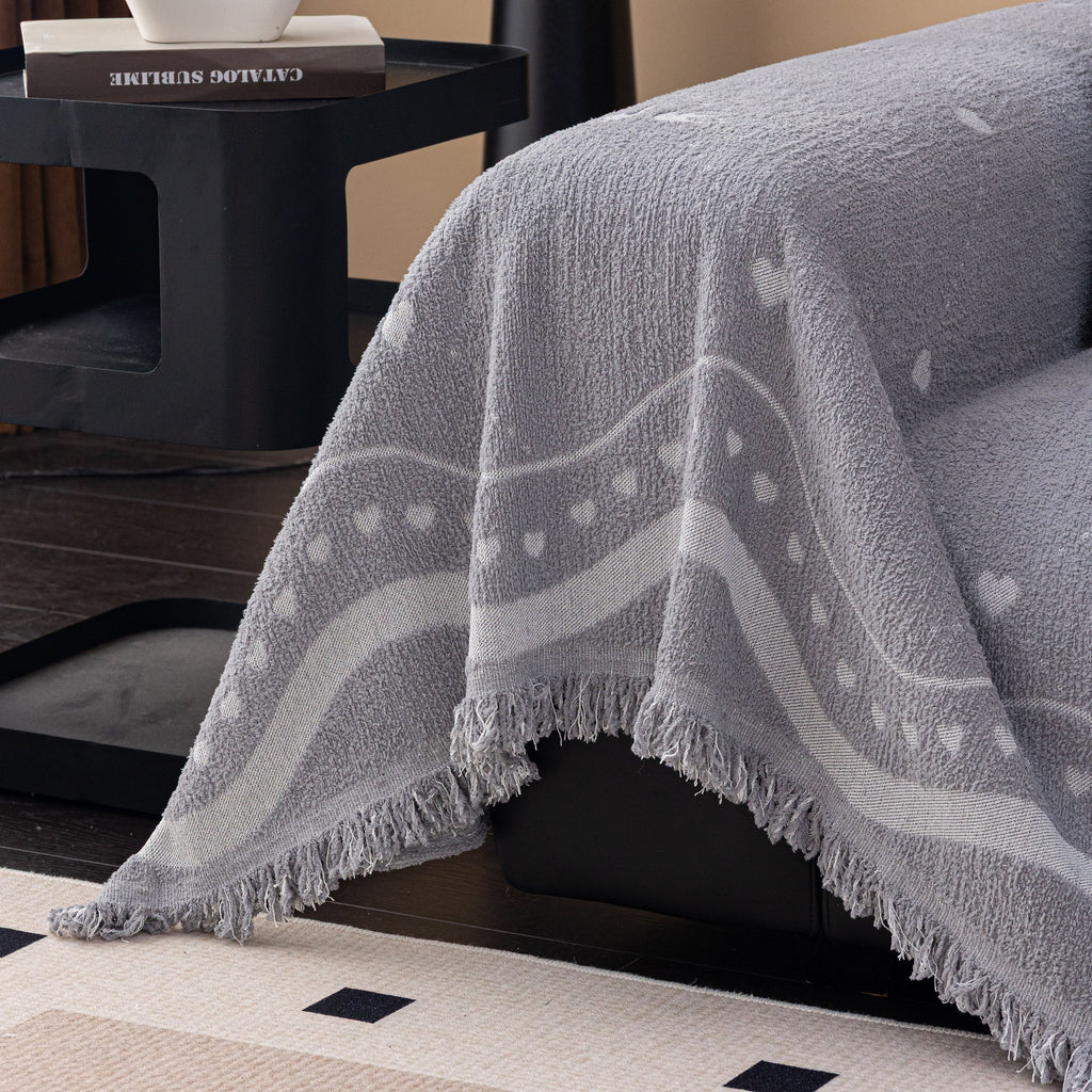 Luxurious Jacquard Couch Cover, Snag-Resistant Pet Friendly Couch Throw with Fringe