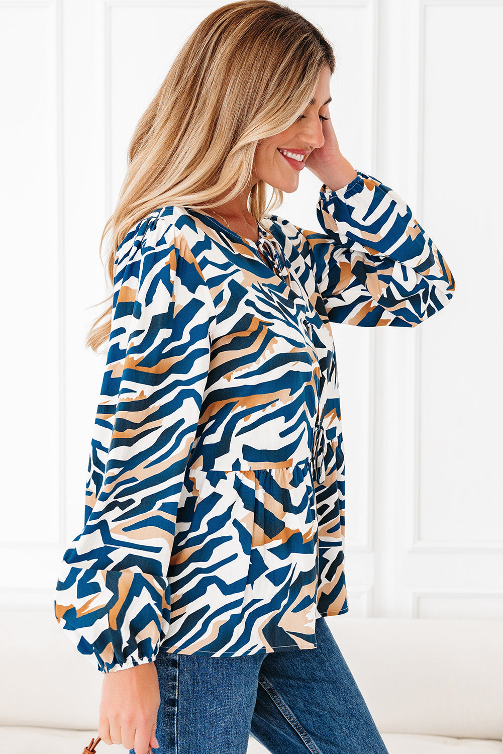 Zebra Tied Front Puff Sleeve Top