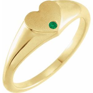 14K Yellow Gold Natural Emerald Heart Signet Ring