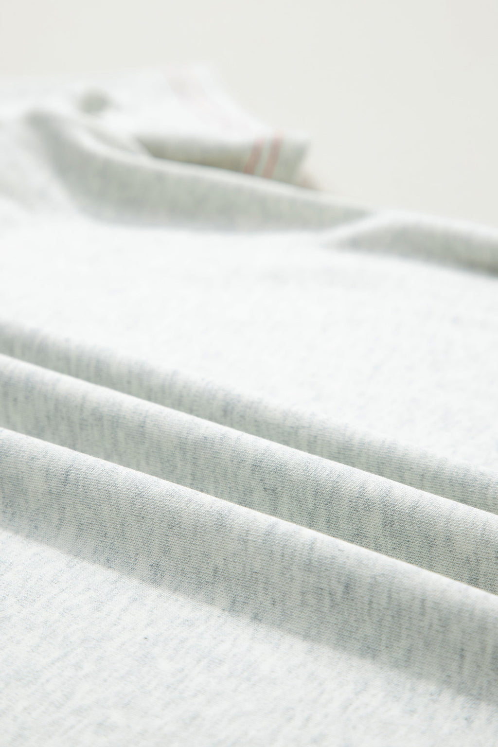 Reversible Contrast Stitching Mock Neck T-Shirt