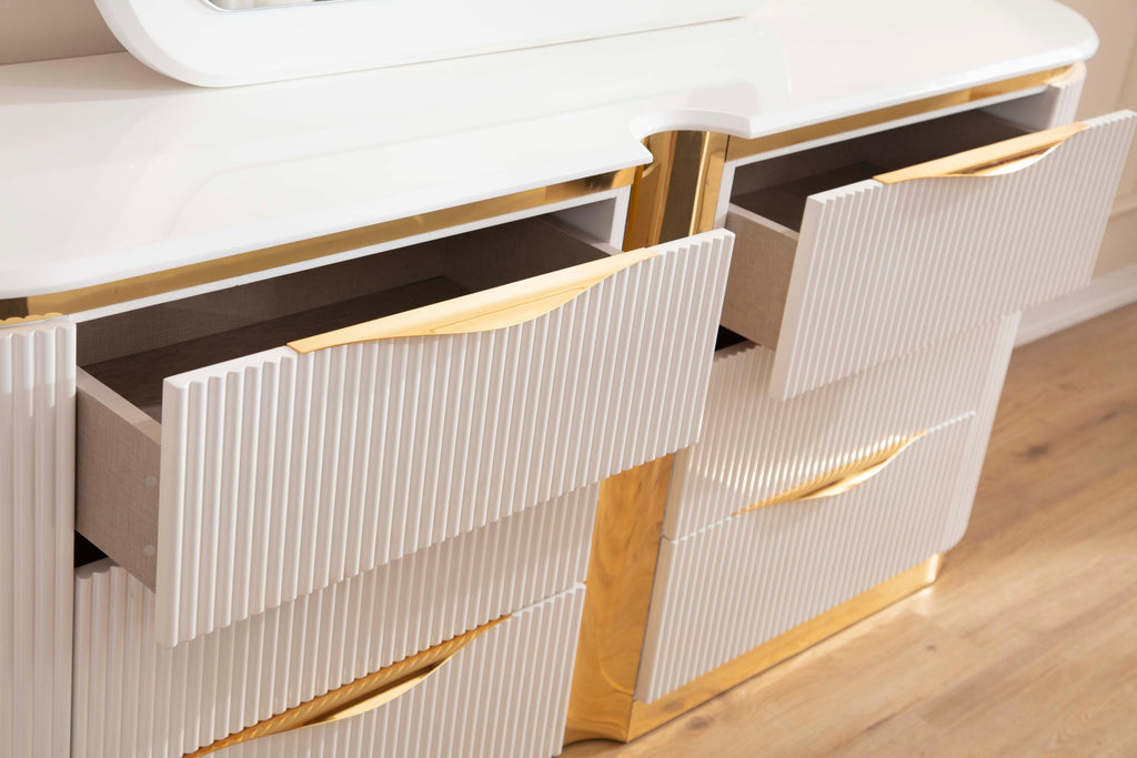 Gold Detailed Upholstery King 5-N Pc made with Wood in White(CA INVENTORY)