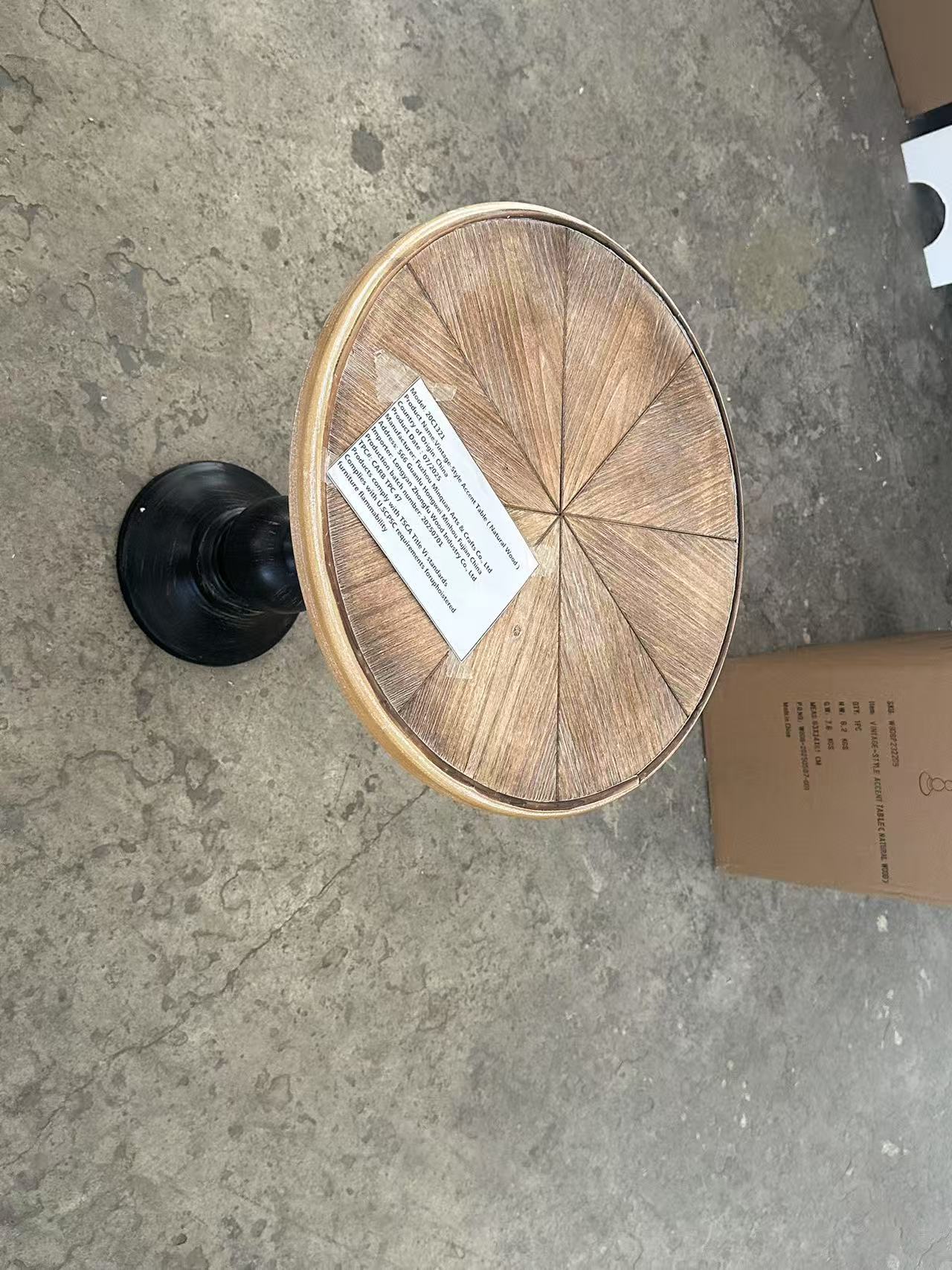 Wooden End Tables Retro Side Table French Country Accent Coffee Side Table Modern Small Round Tea Table Pedestal Side End Table for Living Room Household Restaurant Homestay
