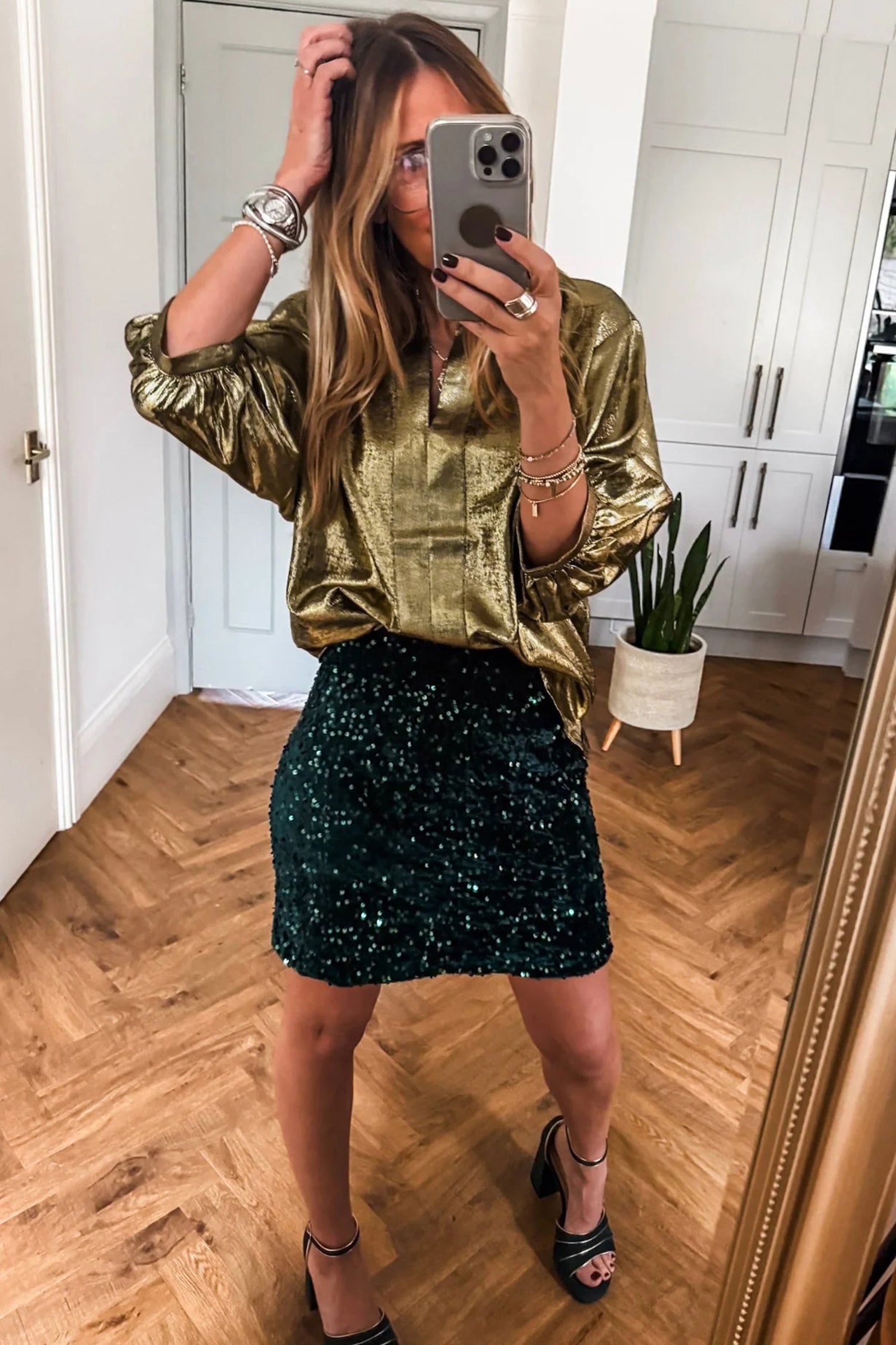 Metallic Split Neck 3/4 Sleeve Blouse