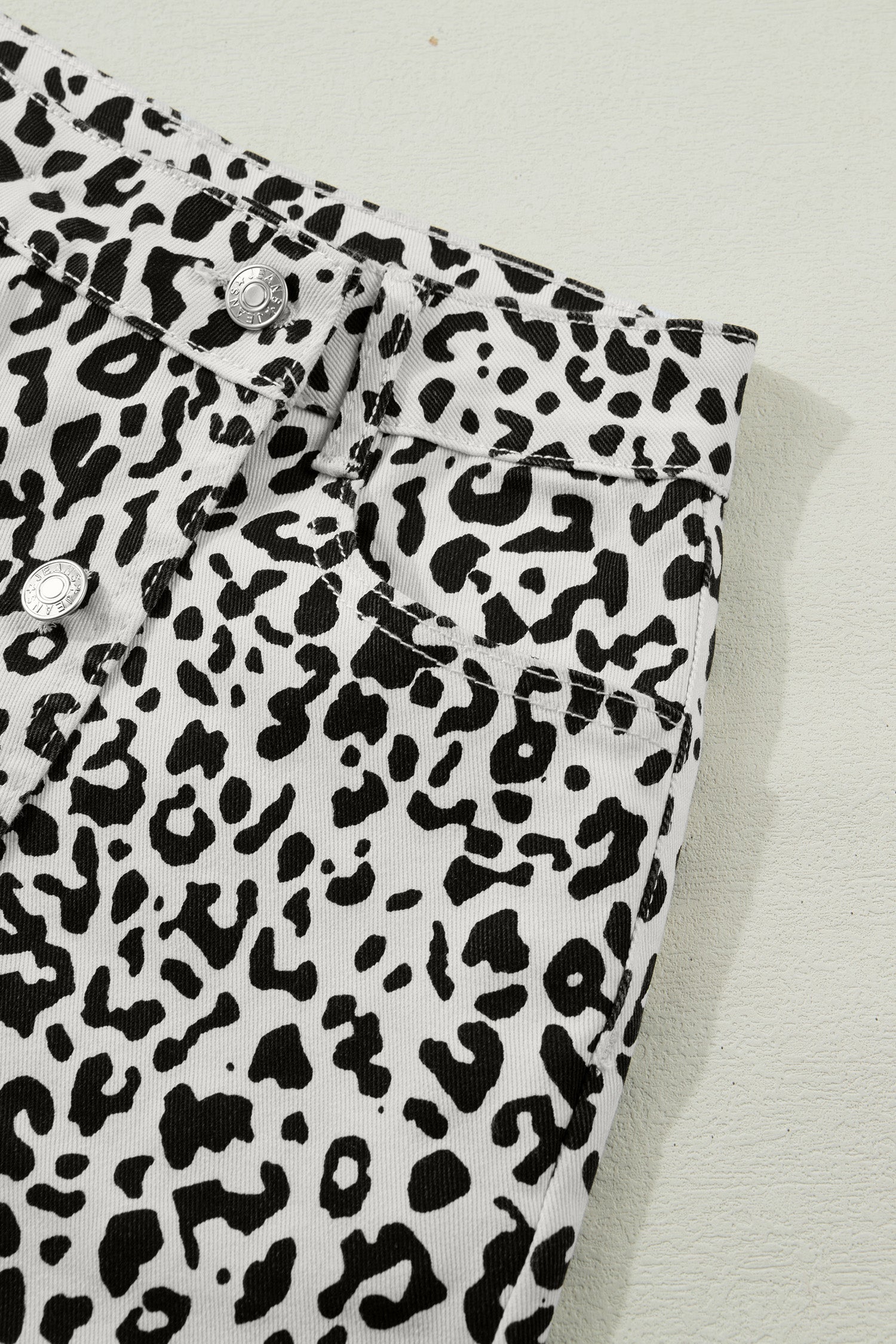 Leopard Denim Buttoned Overlap Shorts