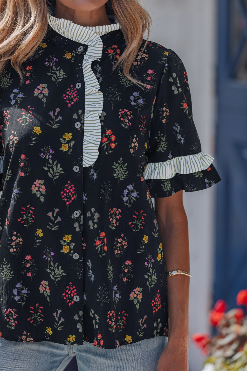 Floral Contrast Frill Trim Short Sleeve Shirt