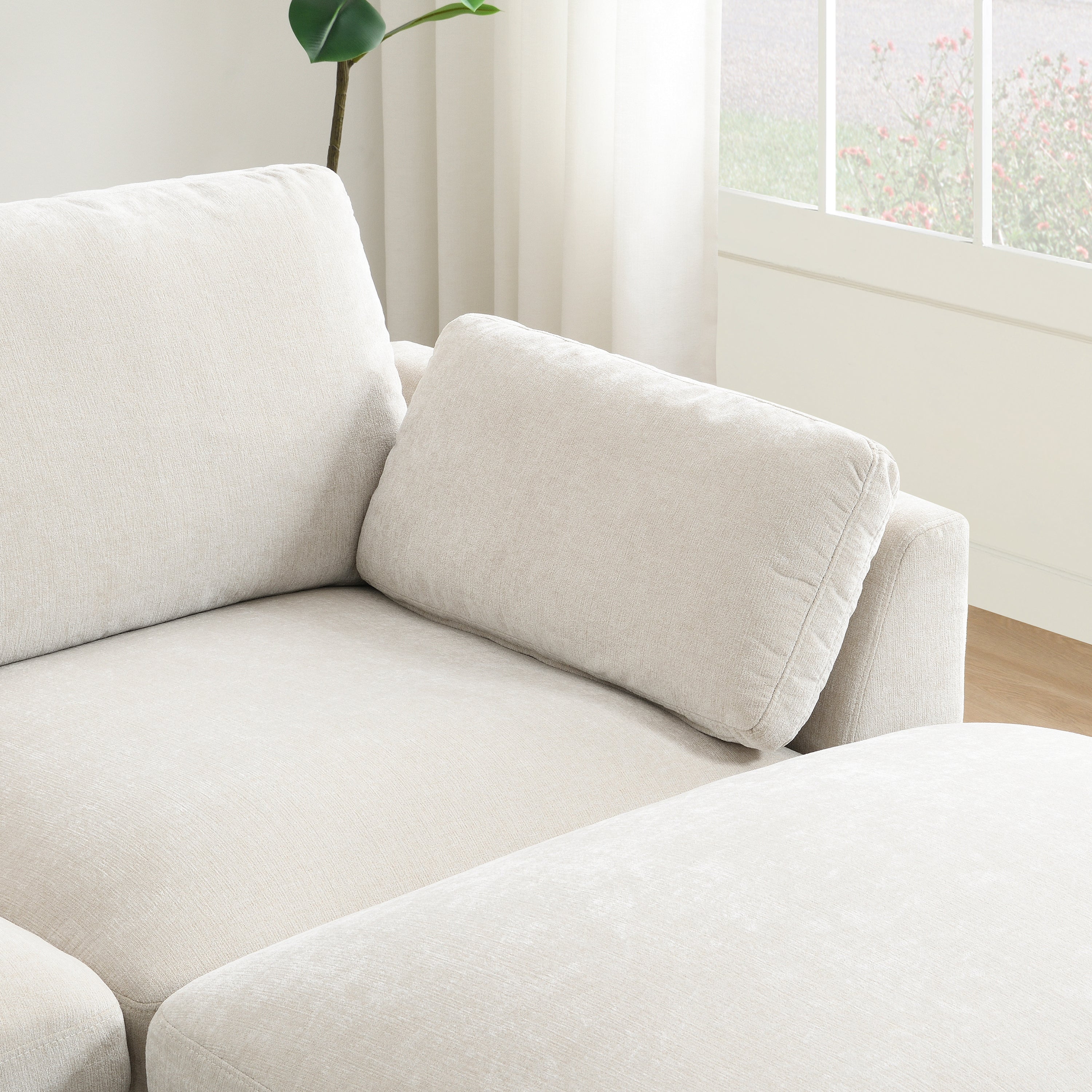 [VIDEO]130' Modular Sectional Sofa, L-Shape with Folding Table and Dual-Port Charging, Side Storage Pockets, 2 Armrest Pillows, Free Movement Ottoman, High Density Foam, Chenille, 5 Seat, 2 Colors