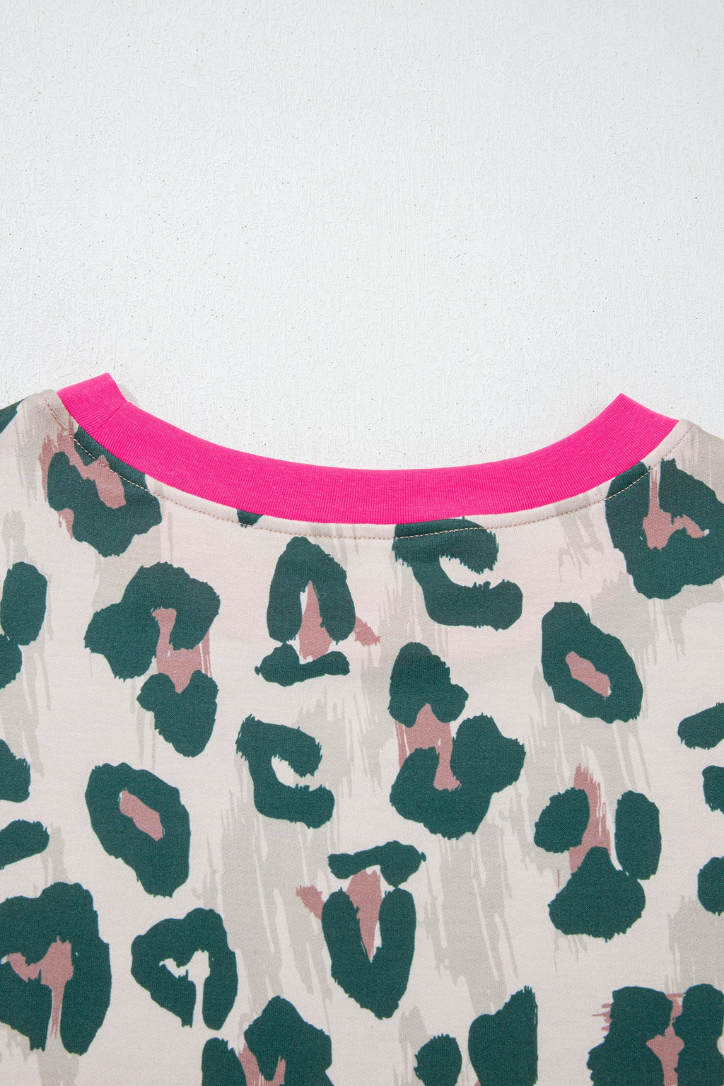 Leopard Contrast Trim Top & High Waist Shorts Set