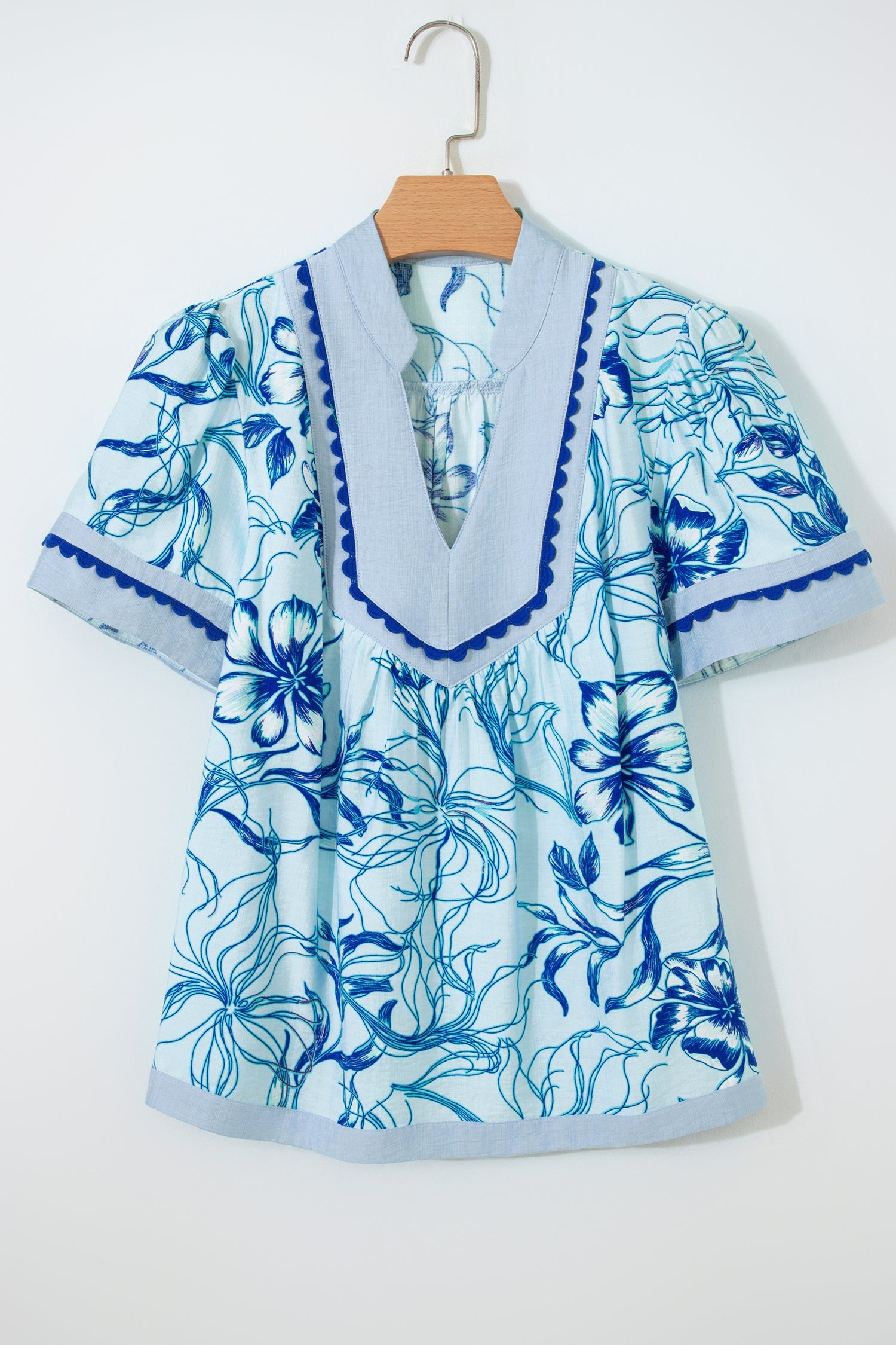 Floral Scalloped Ricrac Trim V-Neck Blouse